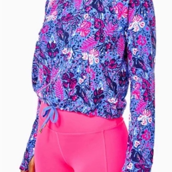 Lilly Pulitzer Emmaline Cropped Pullover size L in Boca Blue Birds Eye View - Picture 2 of 12